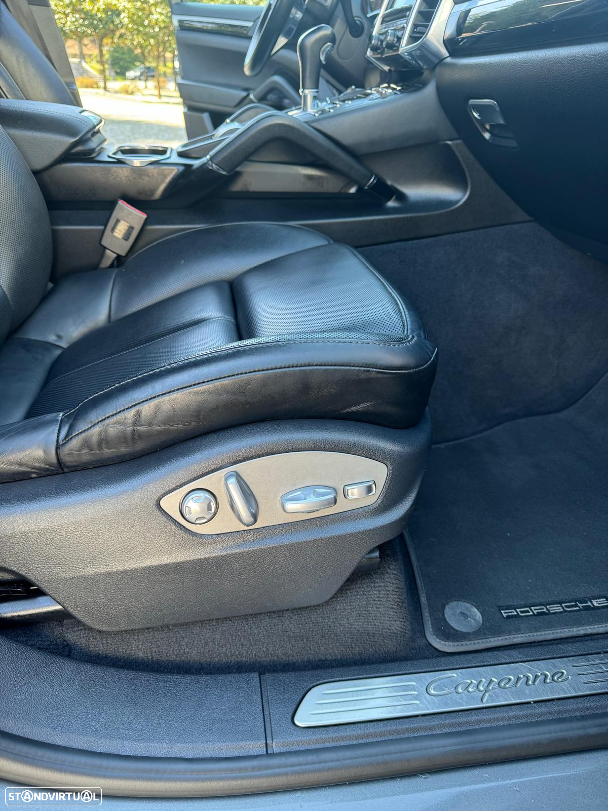 Porsche Cayenne Diesel Platinum Edition - 19