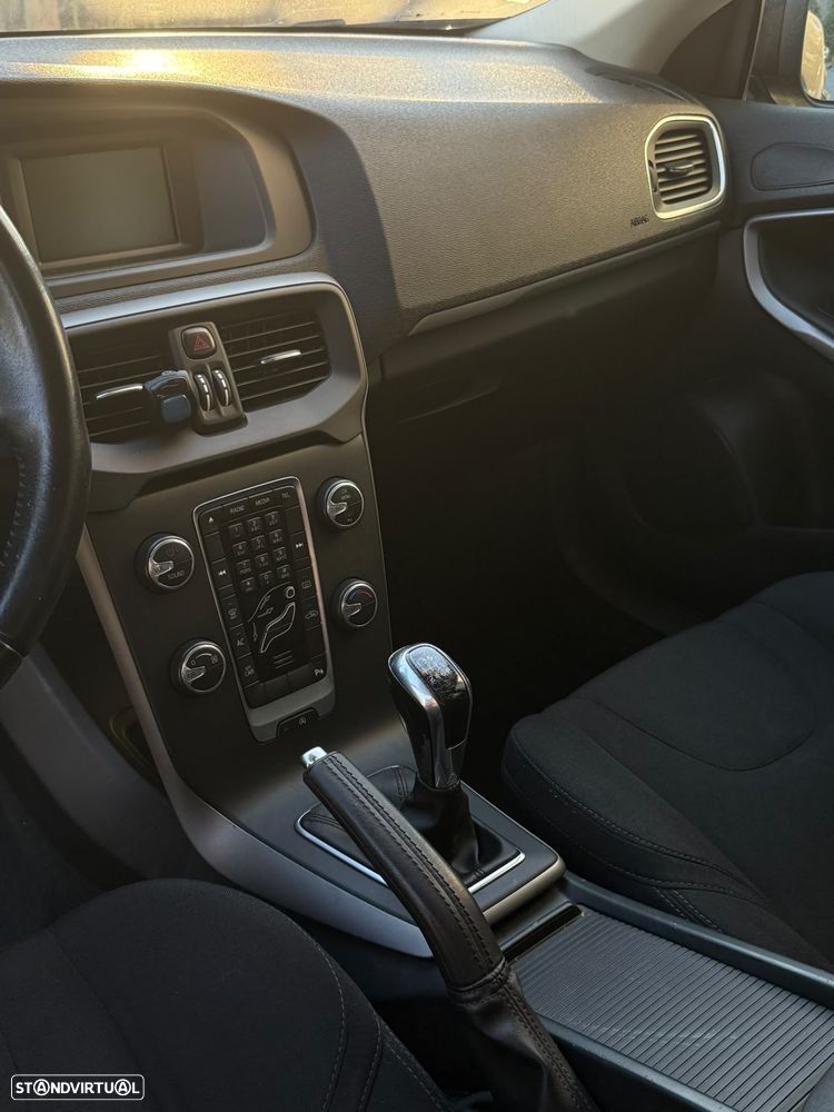 Volvo V40 2.0 D2 Kinetic - 7