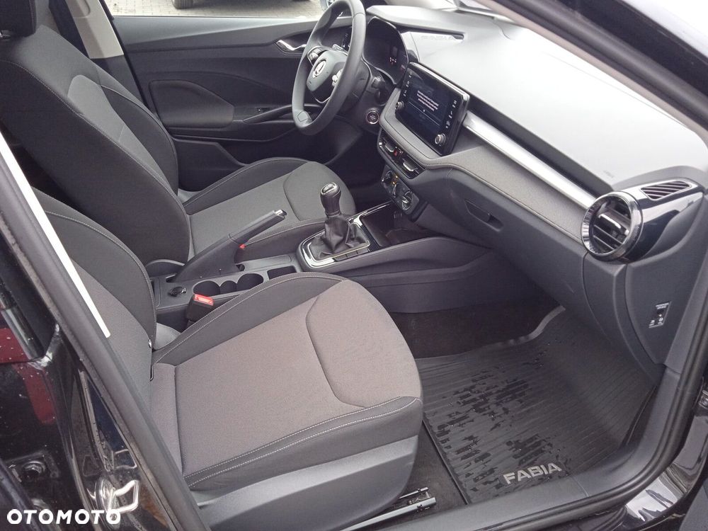 Skoda Fabia 1.0 TSI Selection - 17
