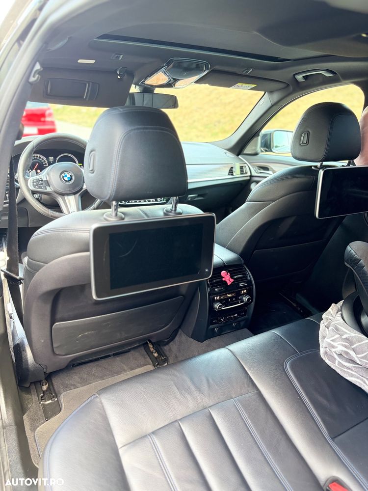 BMW Seria 5 530i xDrive AT - 16