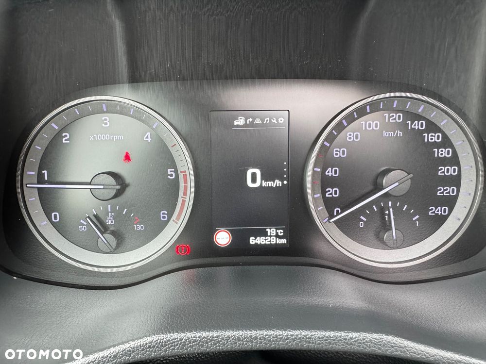 Hyundai Tucson 2.0 CRDI BlueDrive Style 2WD - 20
