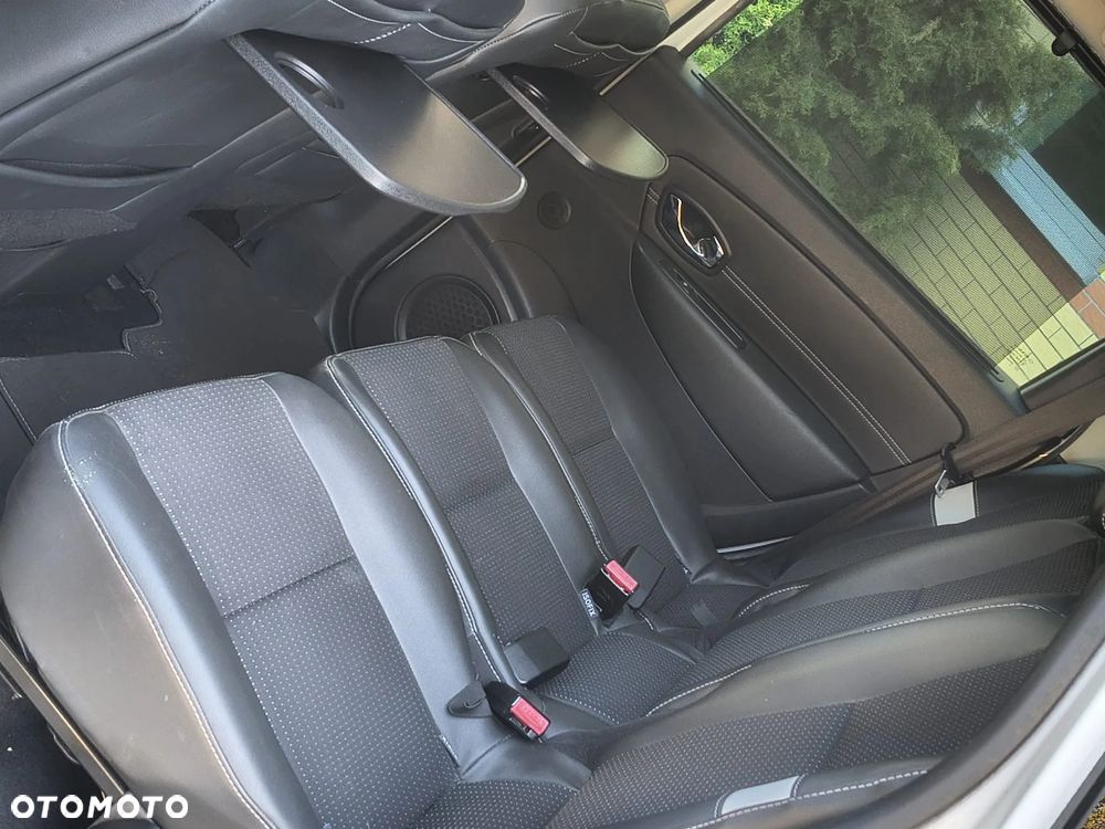 Renault Scenic - 31