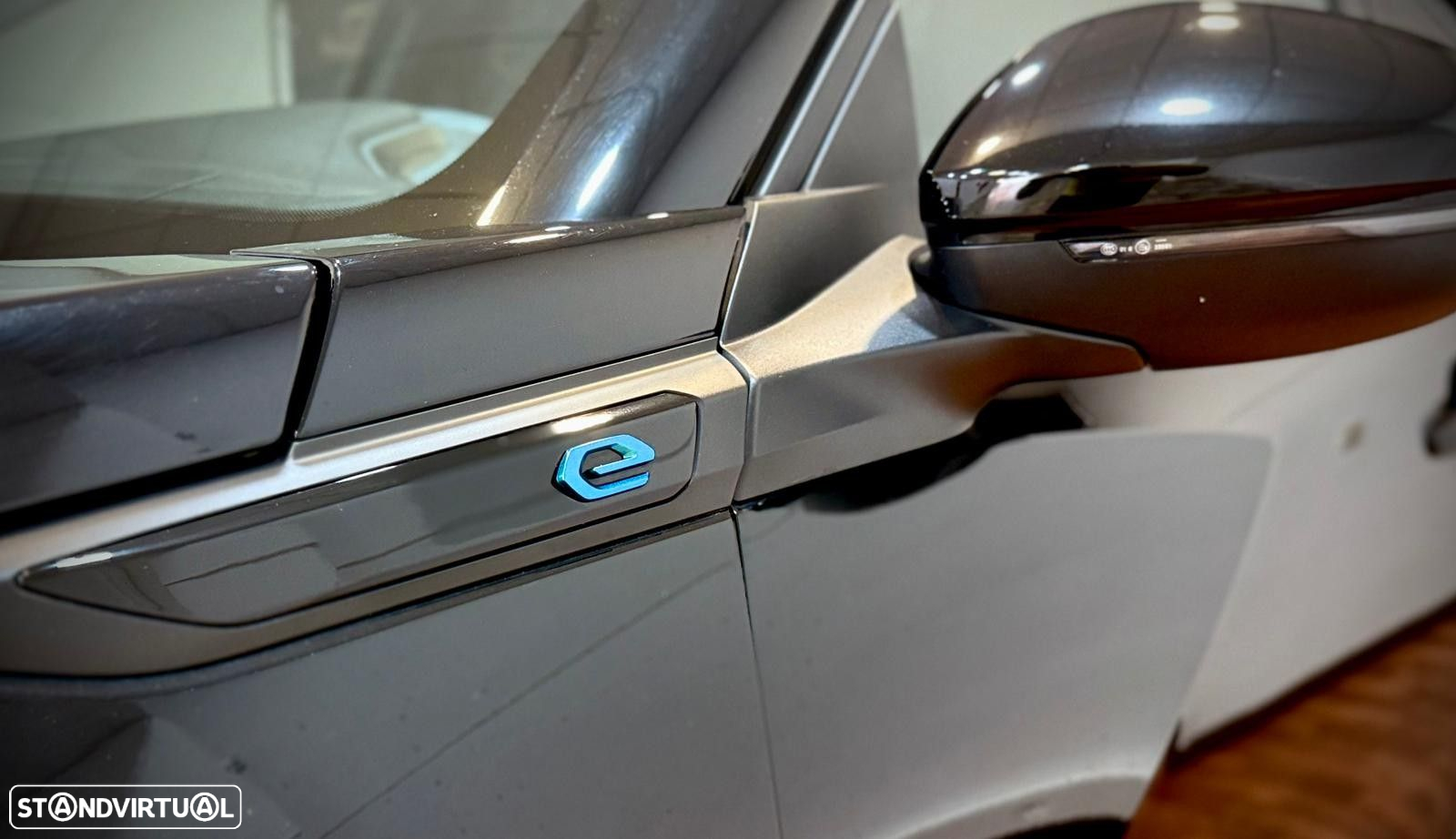Peugeot e-2008 50 kWh Allure - 13