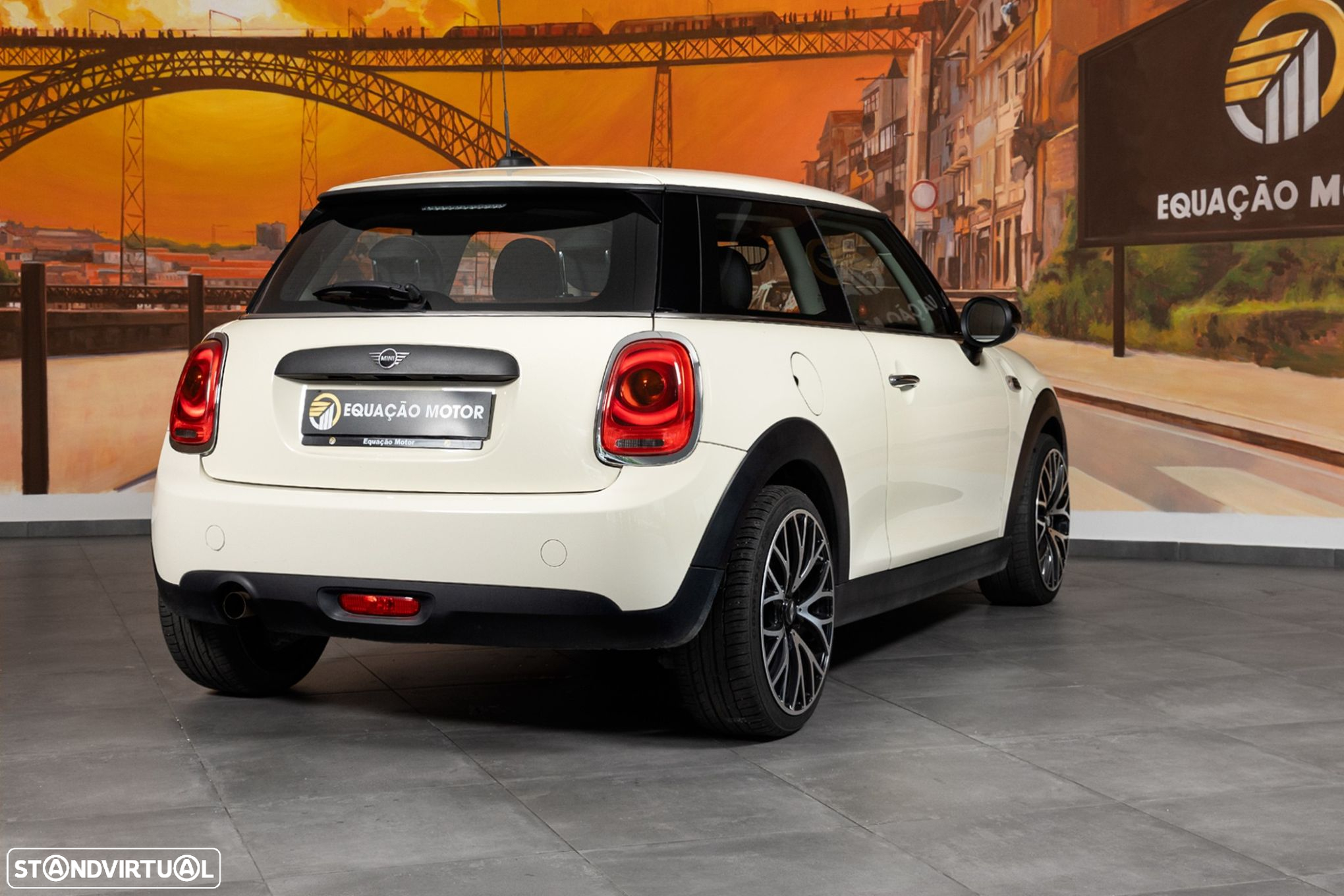MINI 3 Portas One D - 4