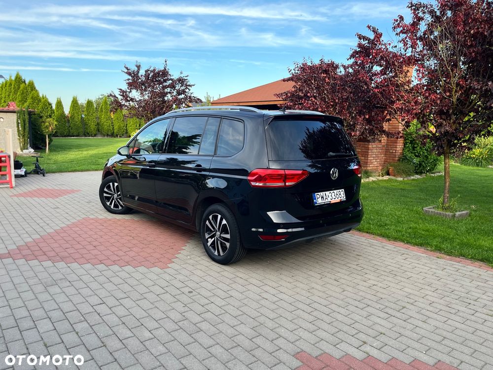 Volkswagen Touran 1.5 TSI ACT OPF DSG IQ.DRIVE - 17