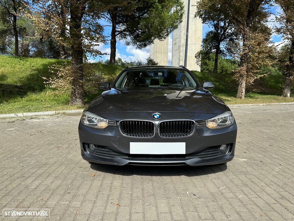 BMW 318 d Aut. Luxury Line - 2