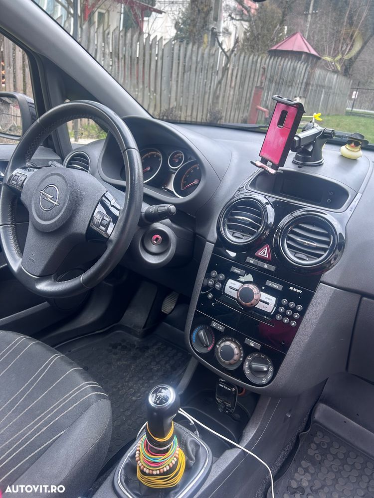 Opel Corsa 1.4 16V Active - 6