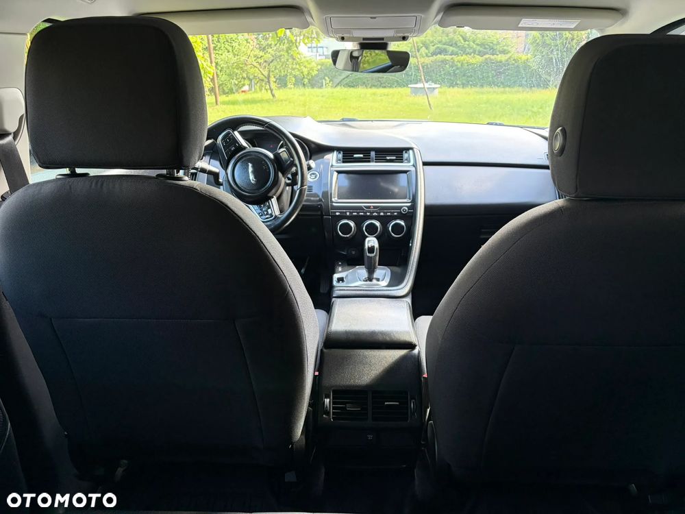 Jaguar E-Pace 2.0 i4D AWD - 9