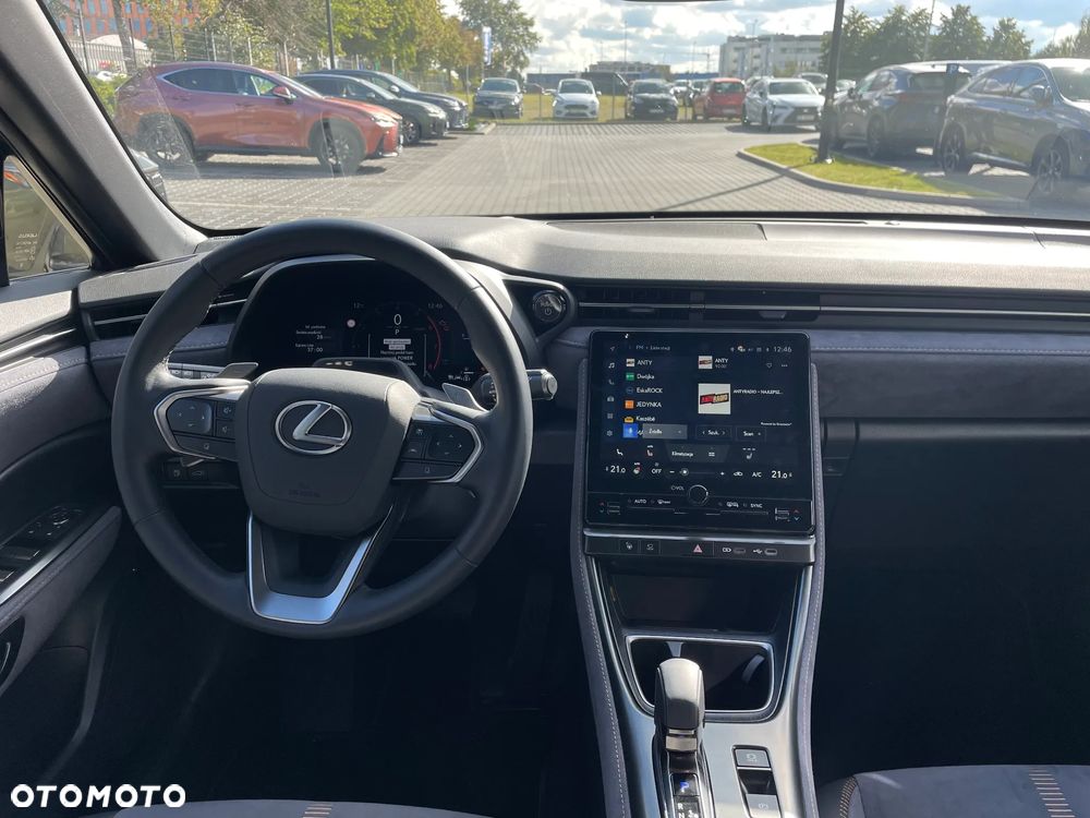 Lexus LBX 1.5 Hybrid Cool - 8