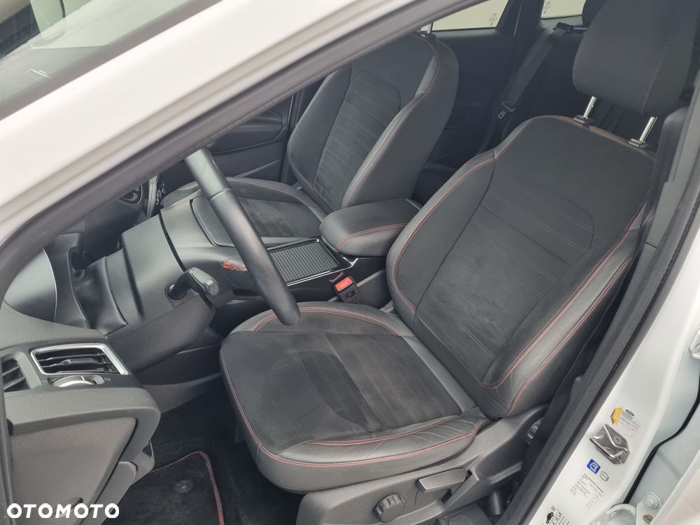 Ford Kuga 2.0 TDCi 4x2 ST-Line - 21