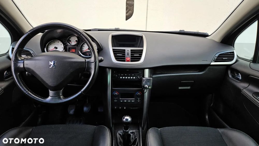 Peugeot 207 Outdoor 1.6 - 6