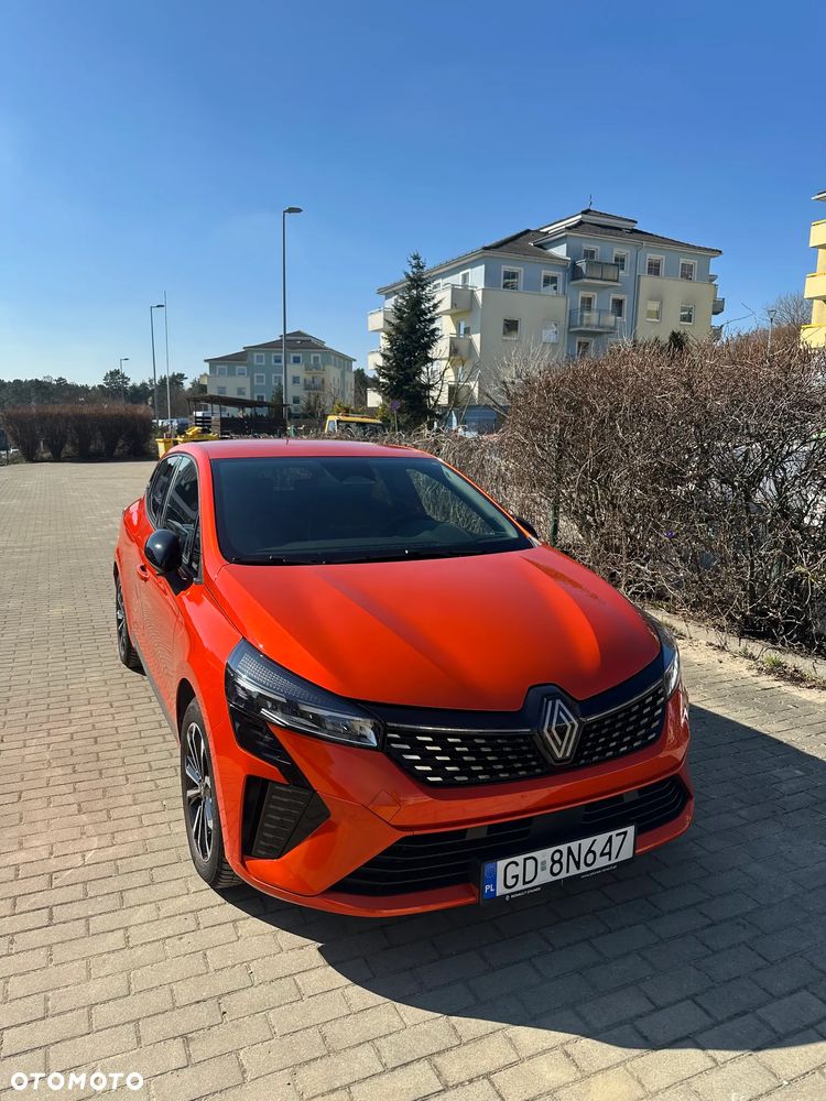 Renault Clio 1.6 E-TECH Techno - 1