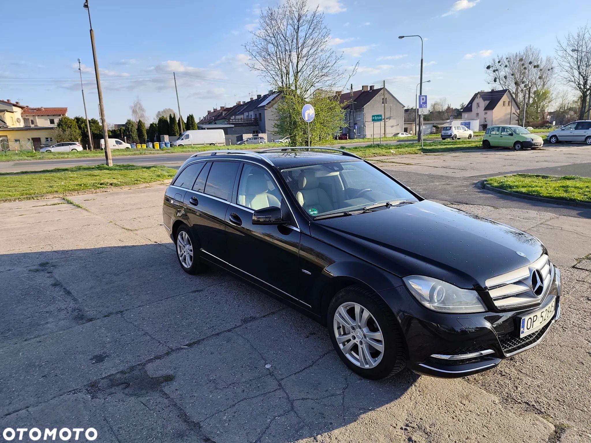 Mercedes-Benz Klasa C 200 T CGI Automatik BlueEFFICIENCY Avantgarde - 1