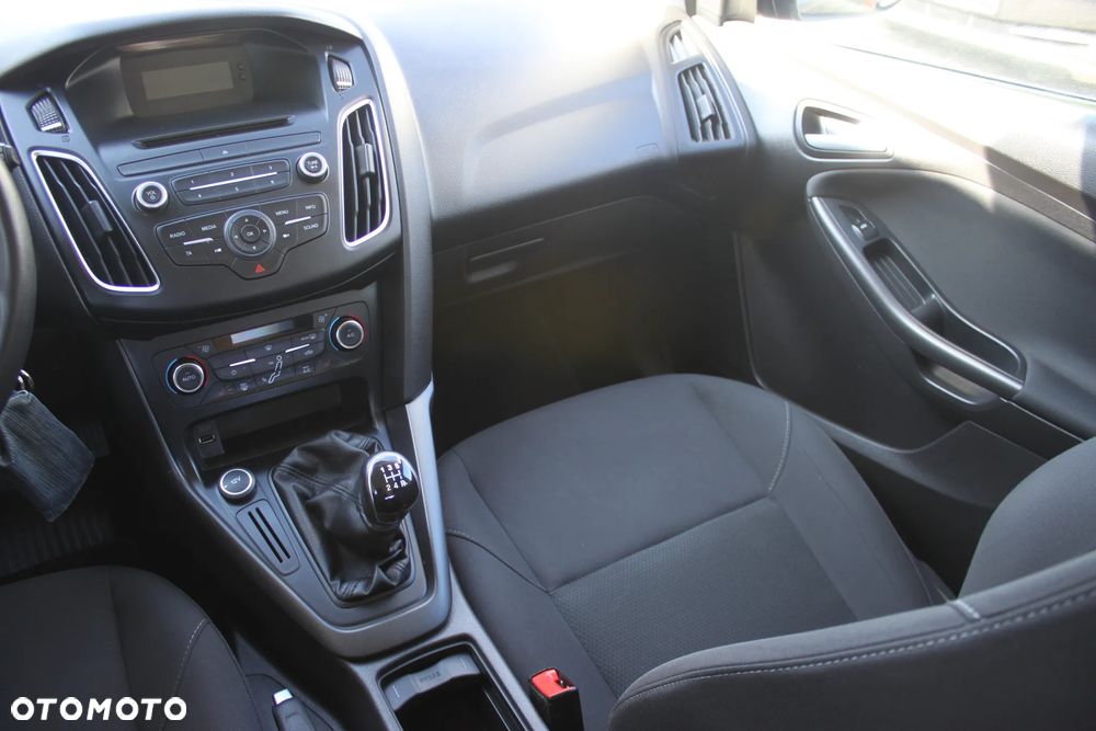 Ford Focus - 20