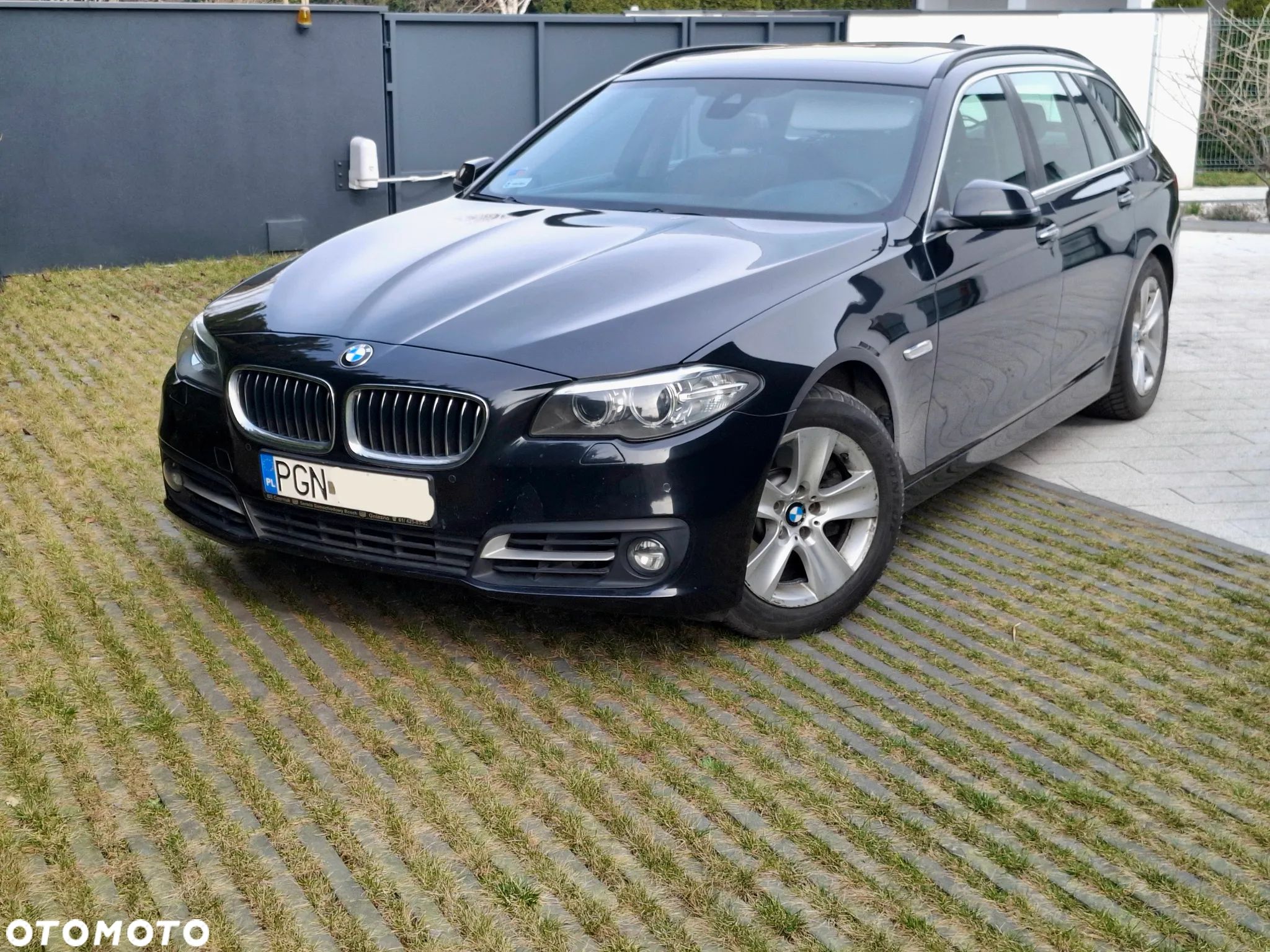 BMW Seria 5 520d Touring - 1