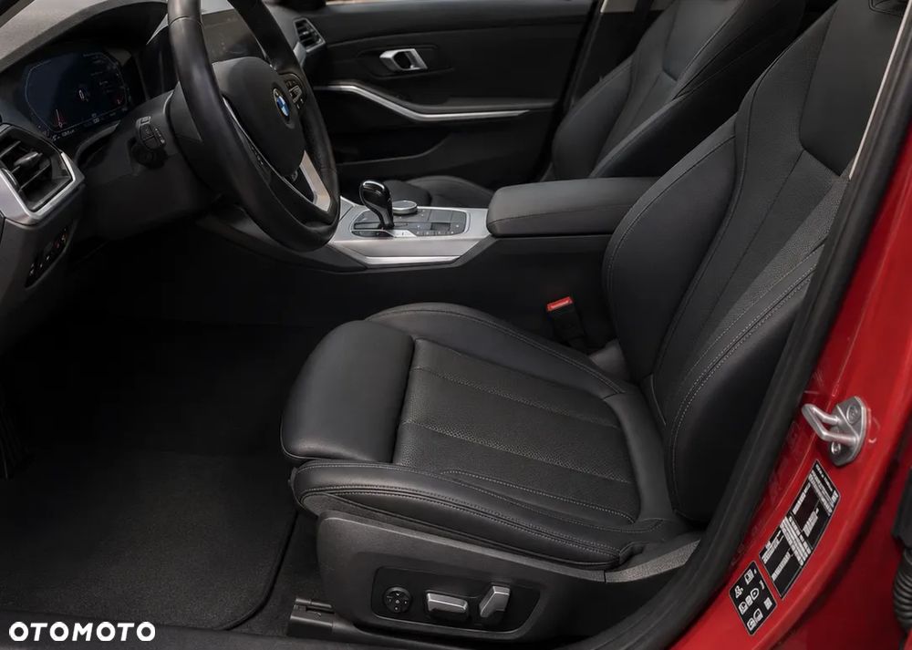 BMW Seria 3 320d xDrive mHEV sport - 6