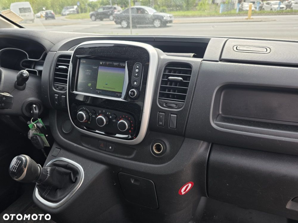 Renault Trafic - 15
