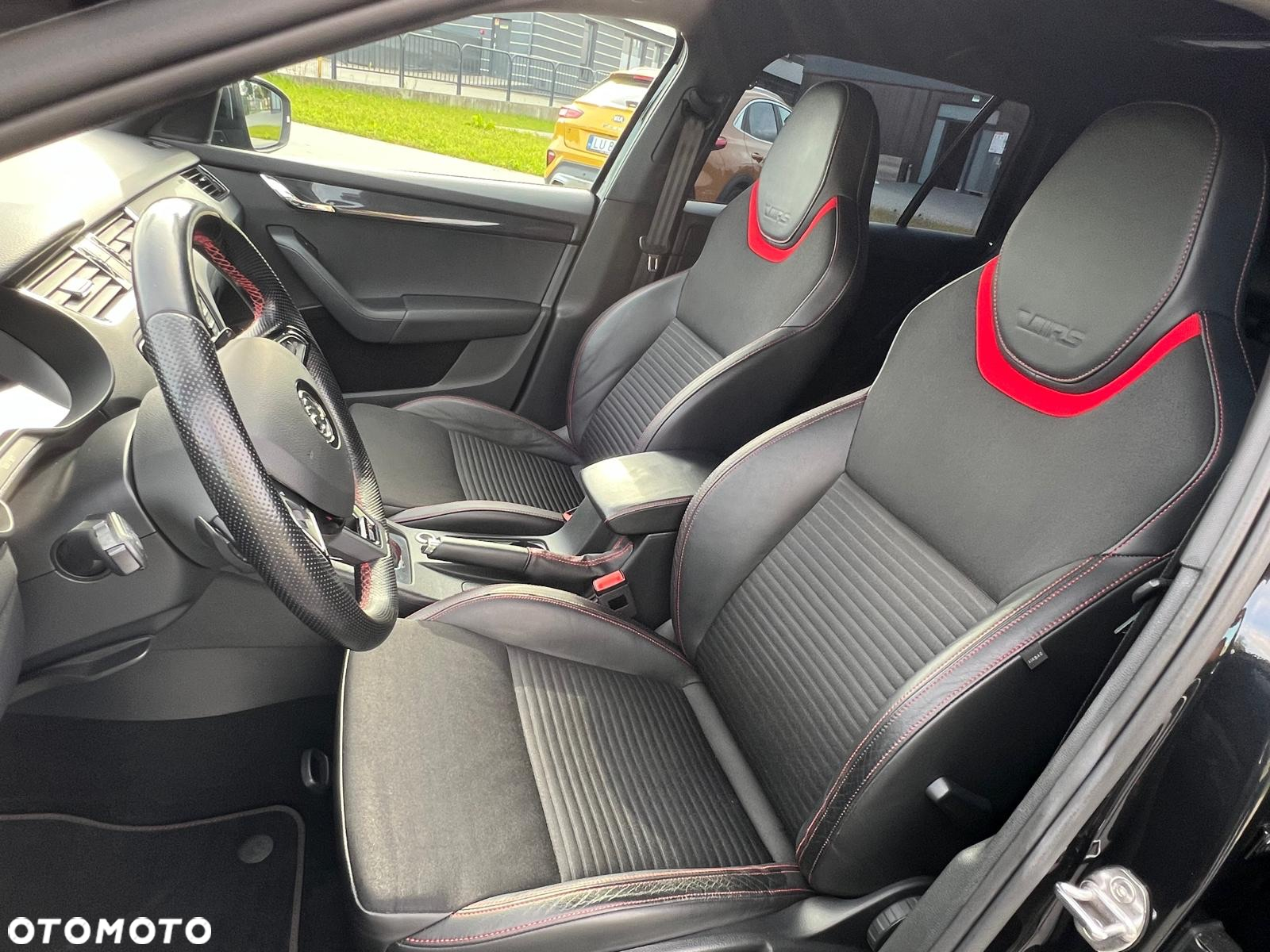 Skoda Octavia 2.0 TDI 4x4 DSG RS - 10
