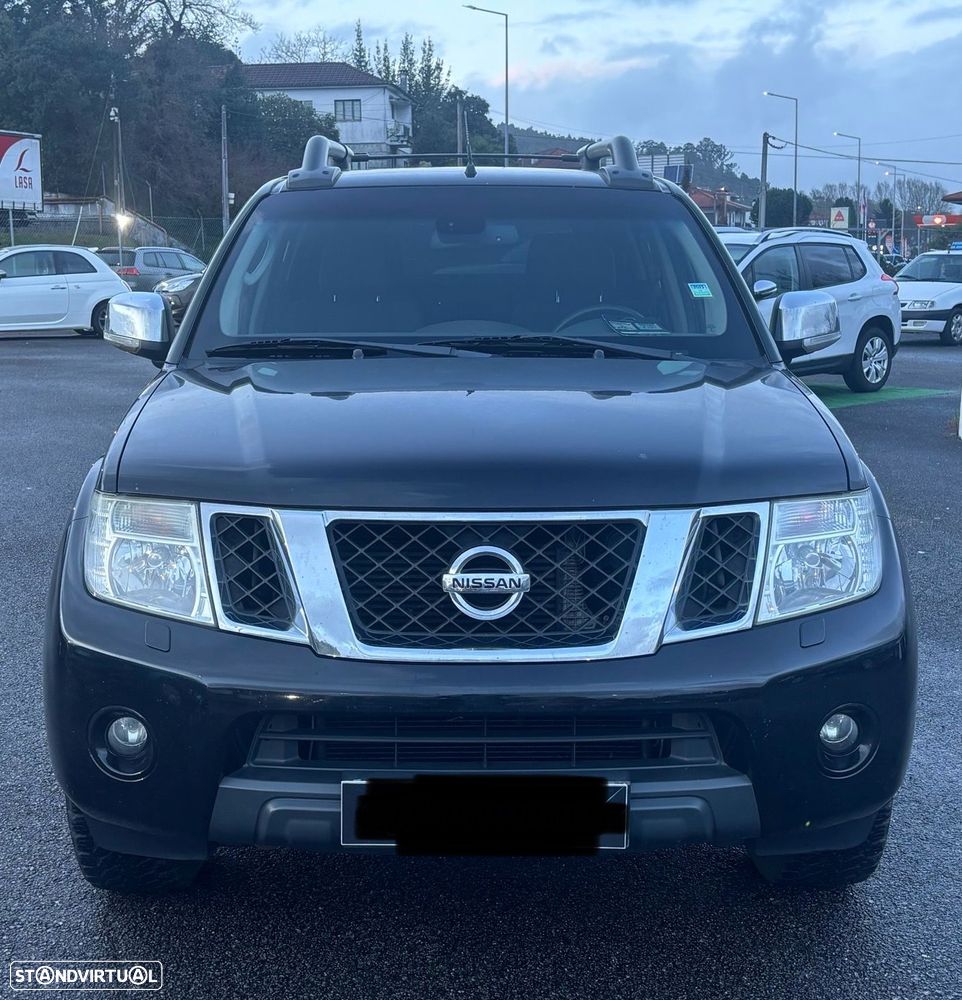 Nissan Navara 2.5 dCi CD LE 4WD - 2