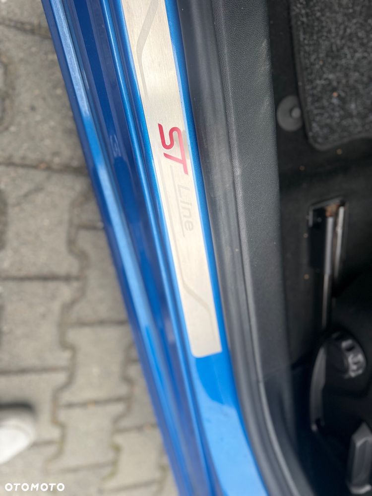 Ford Focus 1.5 EcoBlue Start-Stopp-System ST-LINE - 18