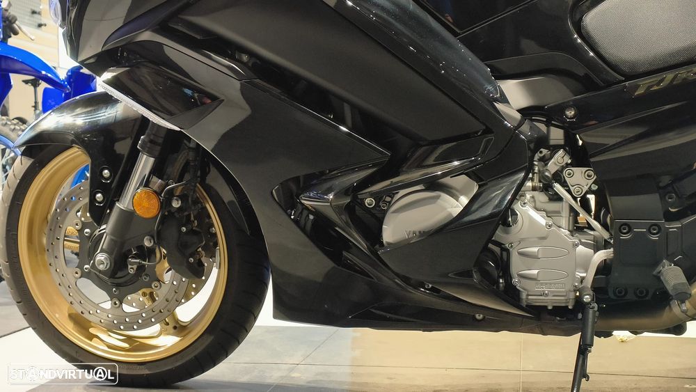 Yamaha FJR 1300AE Ultimate Edition - 9