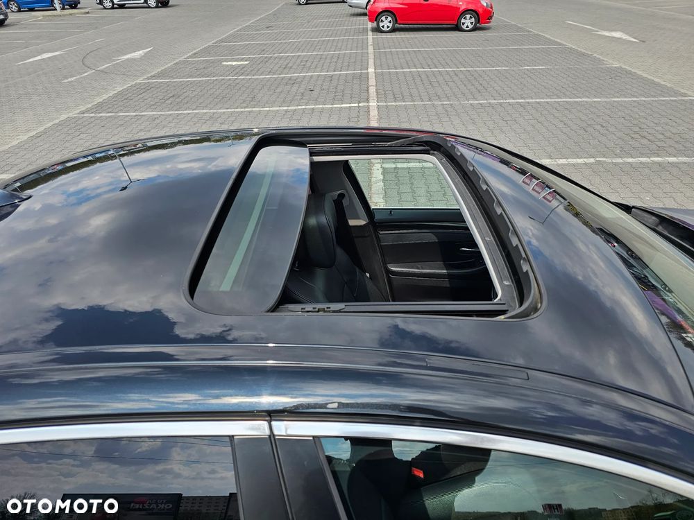 BMW Seria 5 520d xDrive - 33