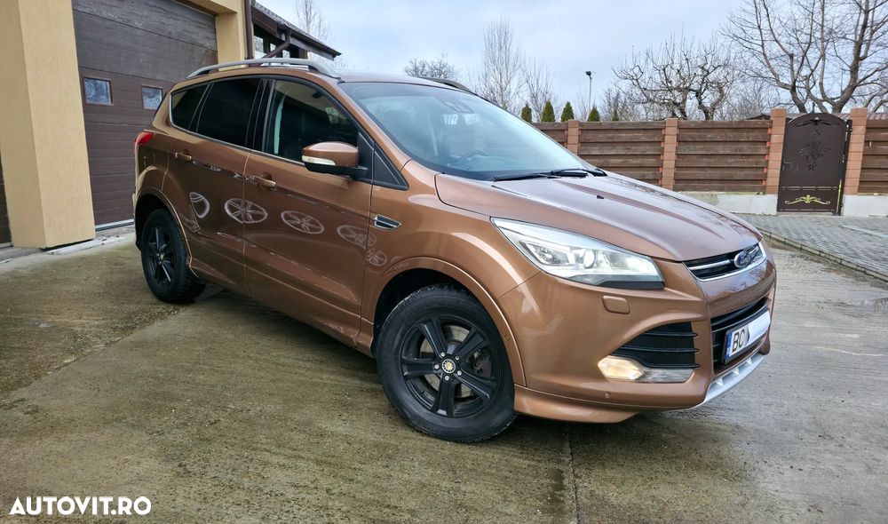 Ford Kuga 2.0 TDCi 4x4 Aut. Individual - 4