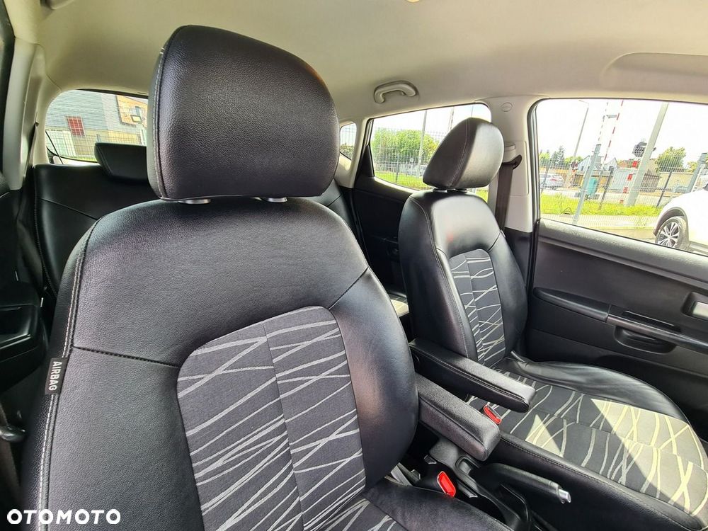 Kia Venga 1.4 XL - 26