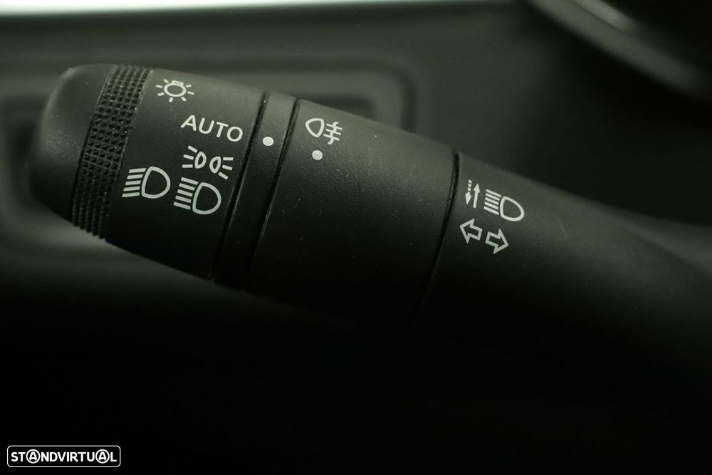 Renault Captur 1.0 TCe Techno Bi-Fuel - 16