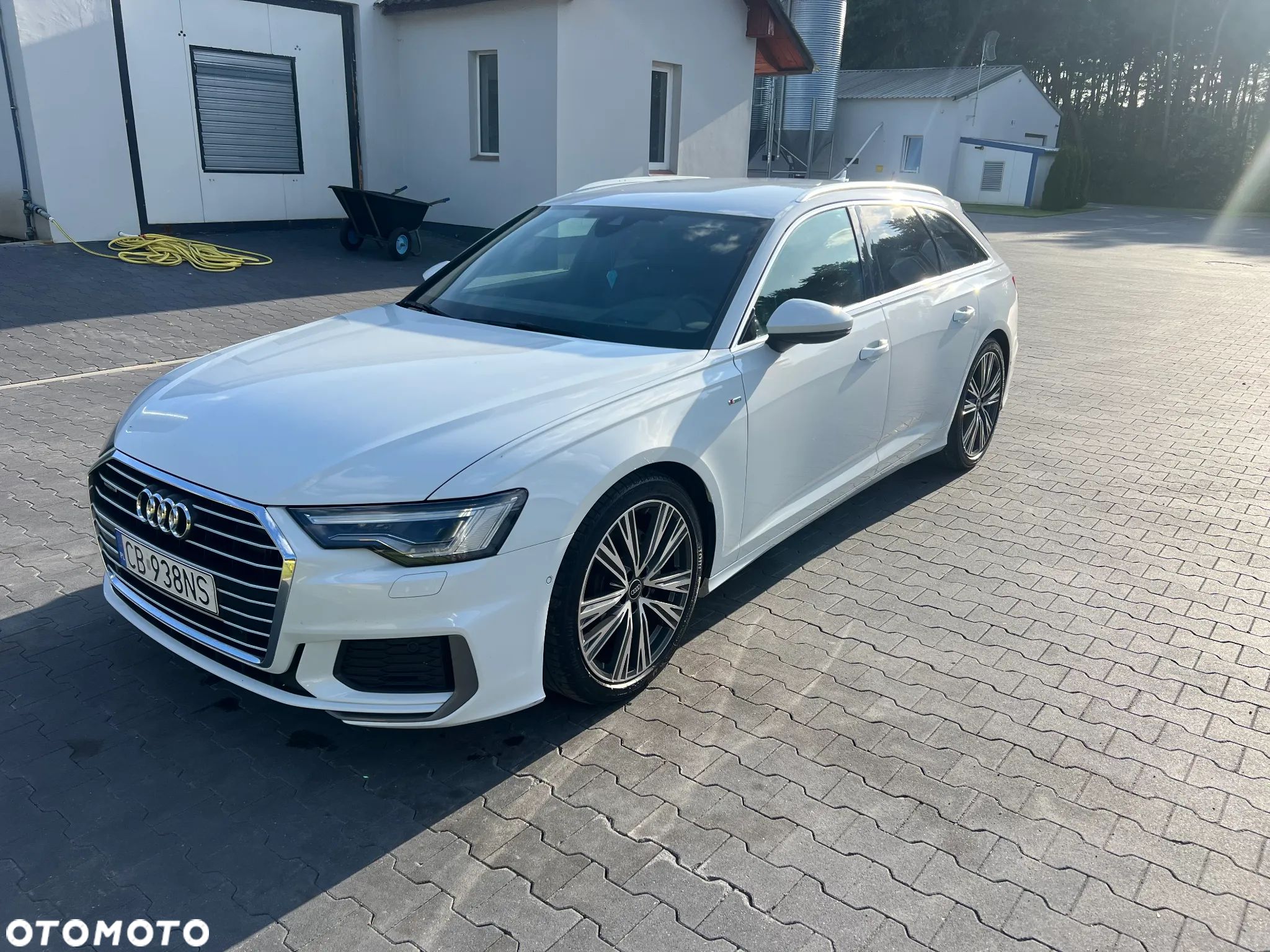 Audi A6 - 1