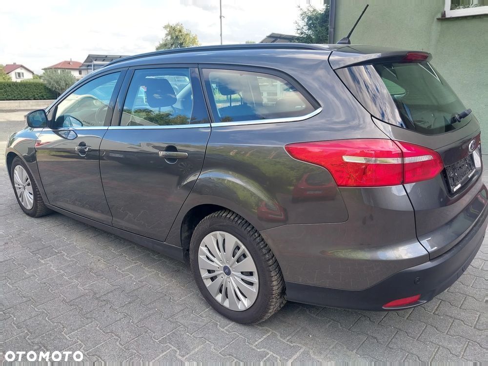 Ford Focus - 16