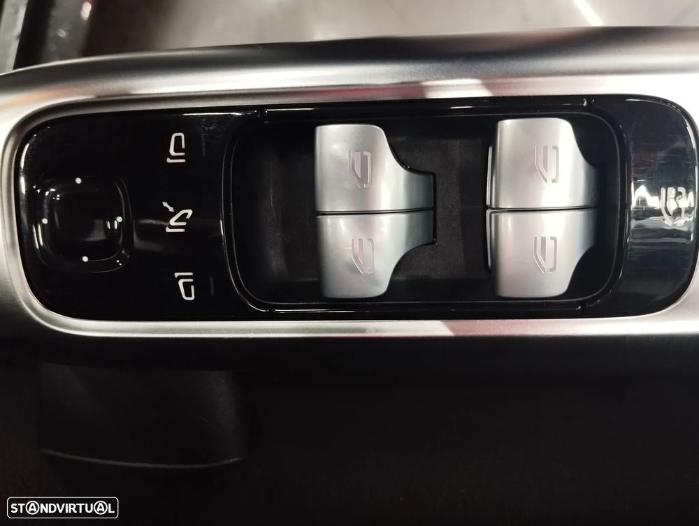 Mercedes-Benz C 300 d AMG Line - 20