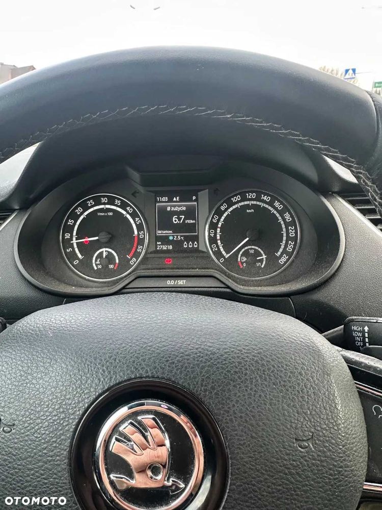 Skoda Octavia - 2