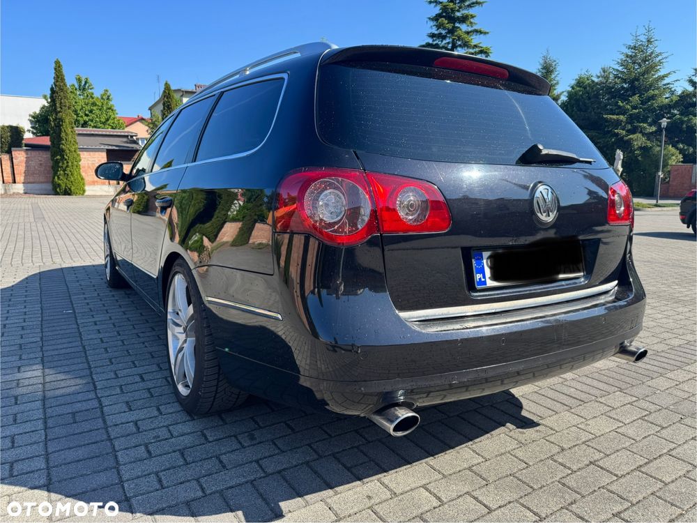 Volkswagen Passat 3.2 V6 FSI 4Motion DSG Highline - 4