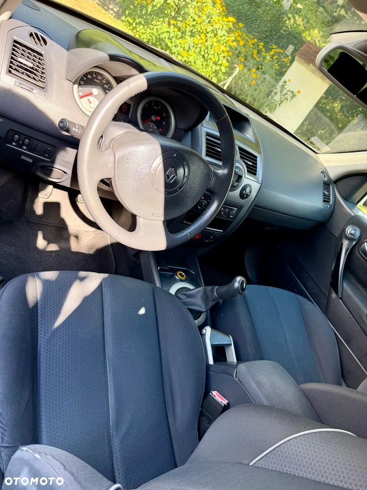 Renault Megane 1.4 Confort Authentique - 6