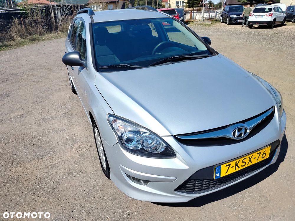 Hyundai i30 i30cw 1.4 blue Comfort - 3