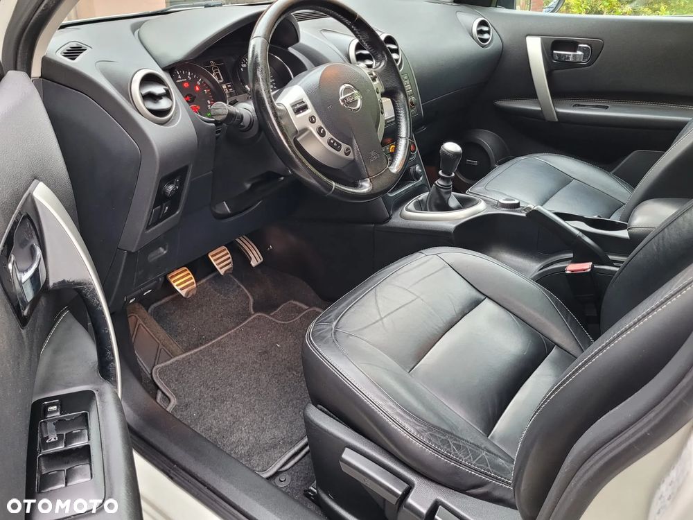 Nissan Qashqai 2.0 4x4 Tekna - 14
