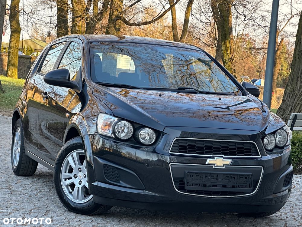 Chevrolet Aveo 1.4 16V Base - 9