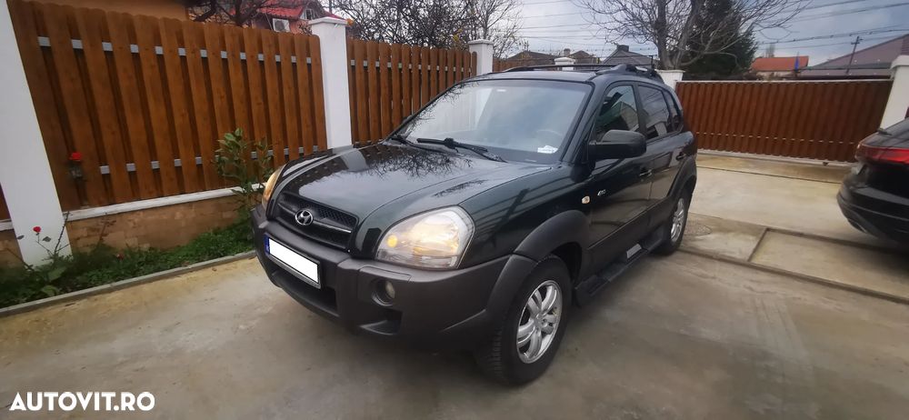 Hyundai Tucson 2.0 CRDI VGT GLS 4WD MT PREMIUM - 4