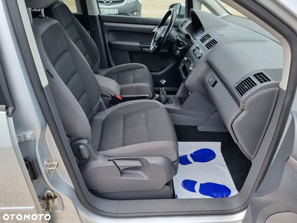 Volkswagen Touran 1.4 TSI BMT Highline - 23