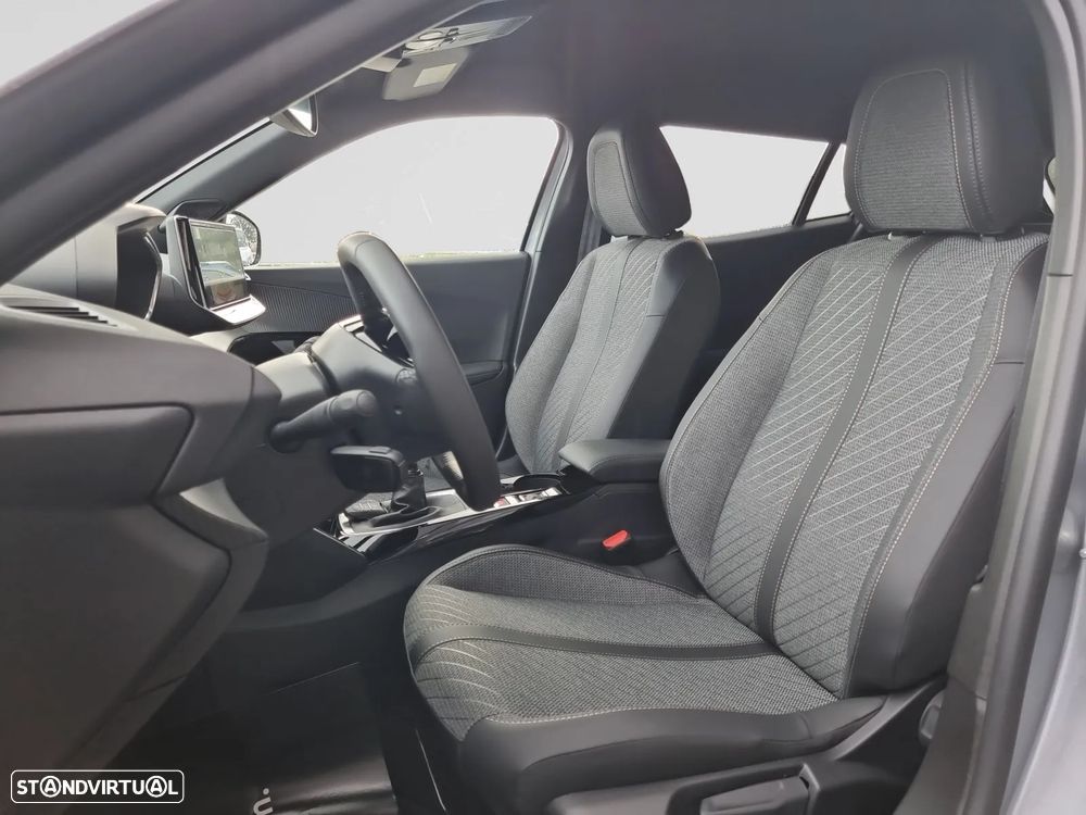 Peugeot 2008 1.2 Allure - 10