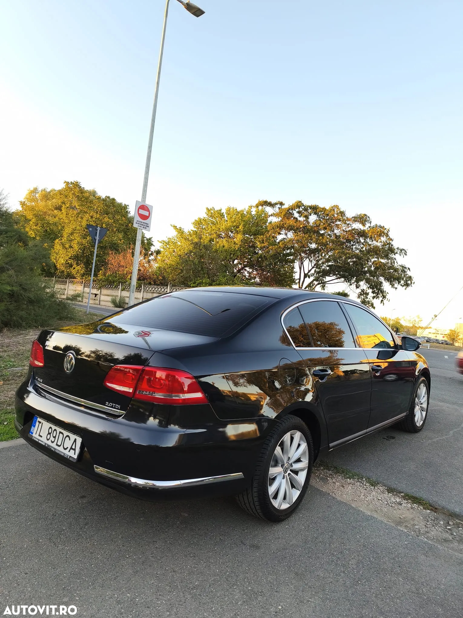 Volkswagen Passat Variant 2.0 TDI BlueMotion Technology Highline DSG - 5