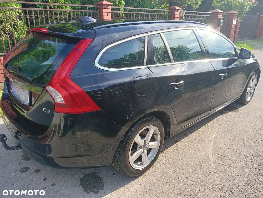 Volvo V60 D3 Summum - 4