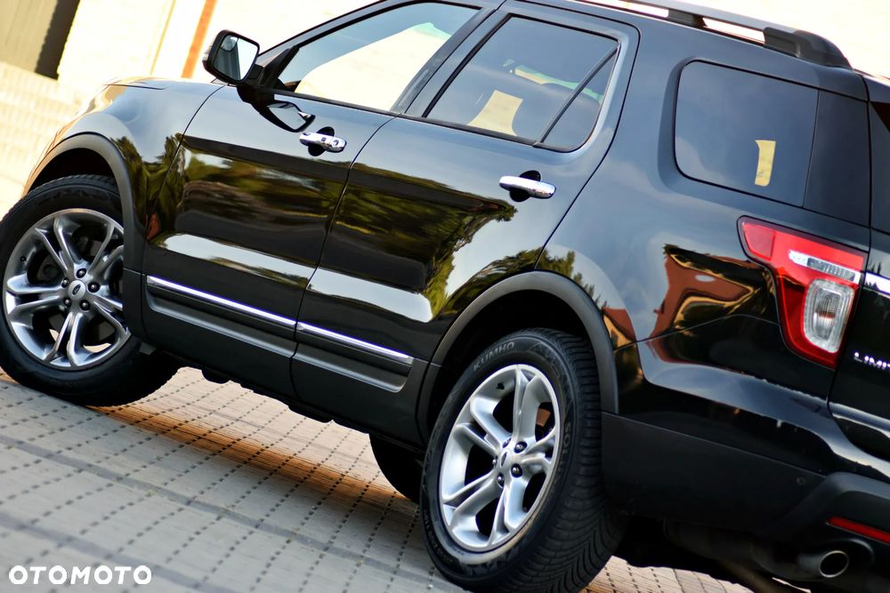 Ford Explorer - 21