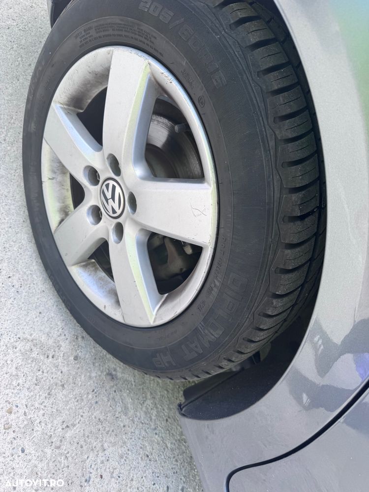 Volkswagen Golf - 13