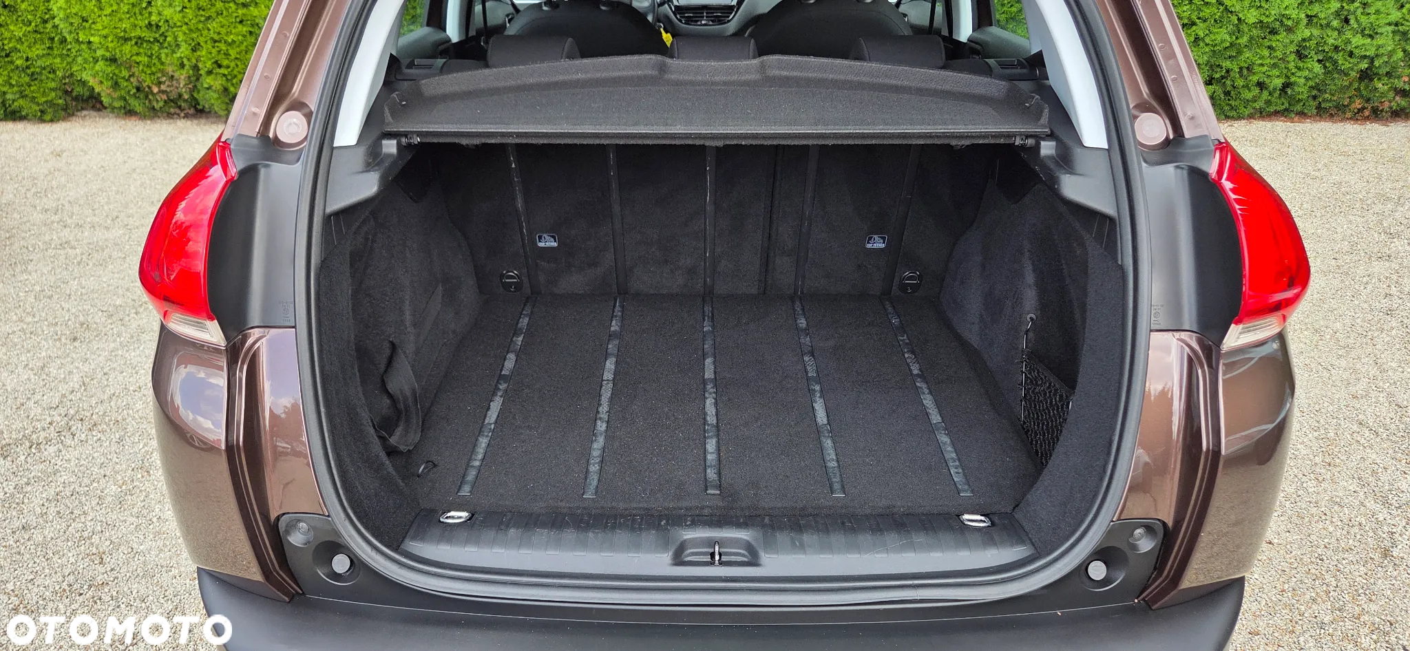 Peugeot 2008 1.2 Pure Tech Style EU6 - 12