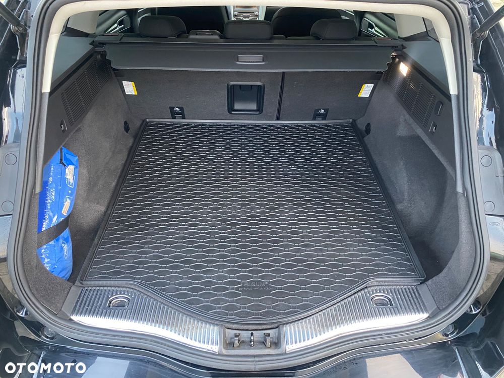 Ford Mondeo 2.0 TDCi Titanium PowerShift - 20