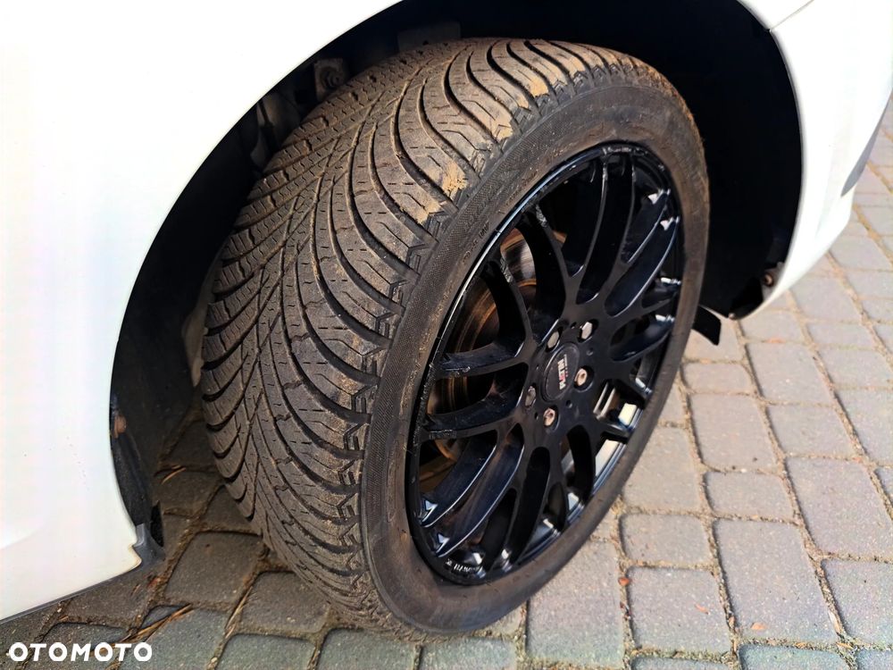 Ford Focus 1.4 16V Style+ - 38