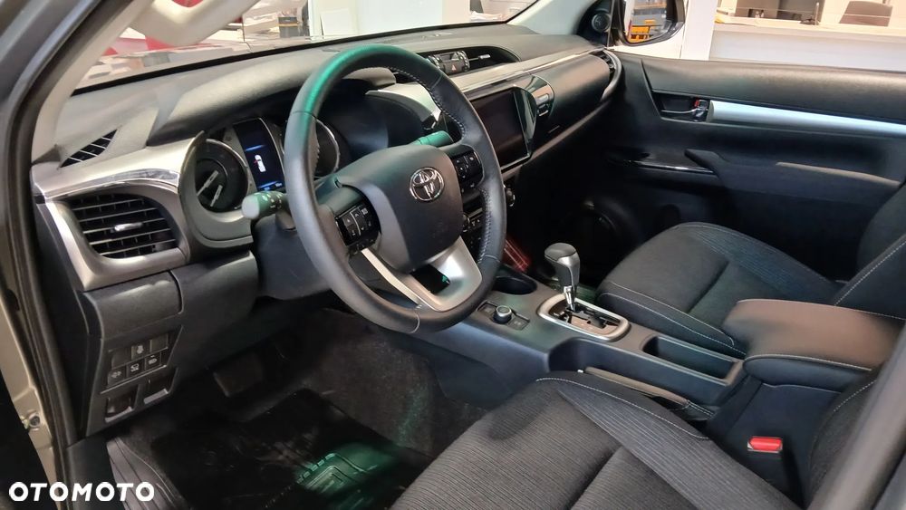 Toyota Hilux - 5