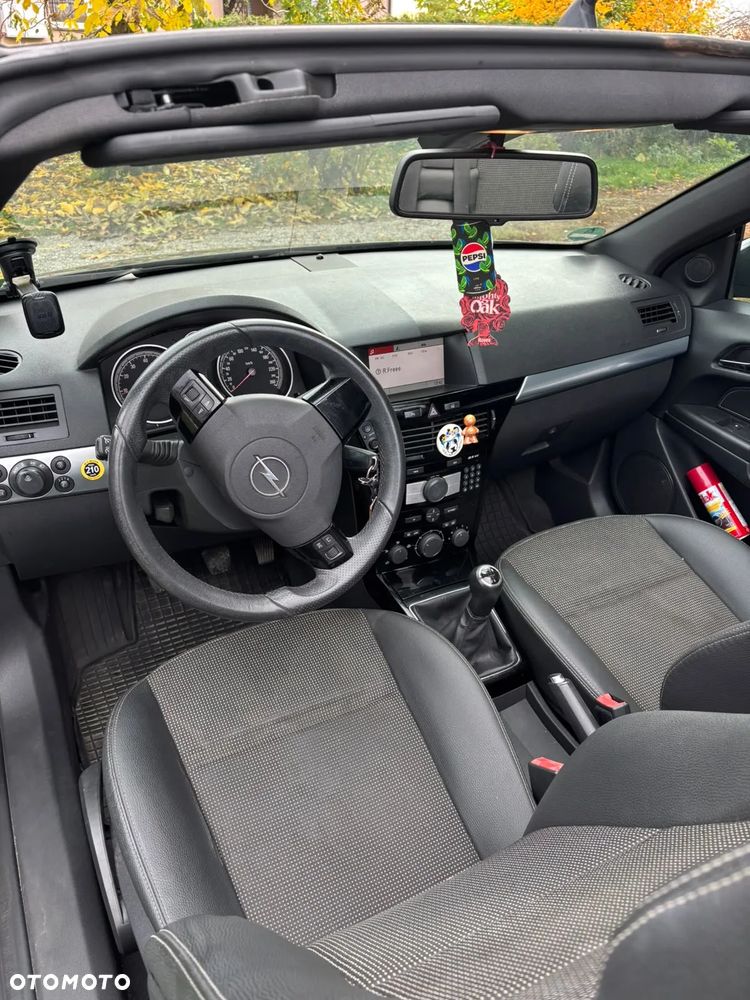 Opel Astra - 11